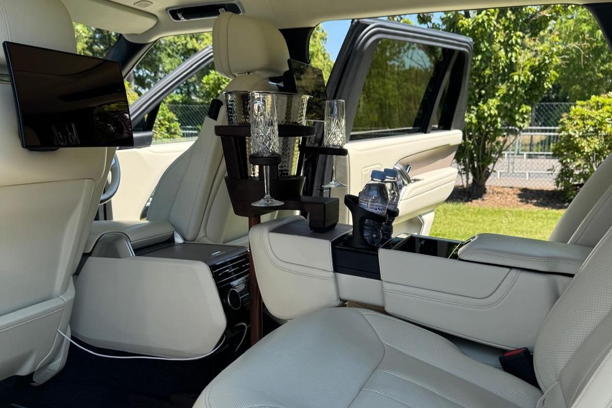 Champagne Table Luxury Chauffeur Services