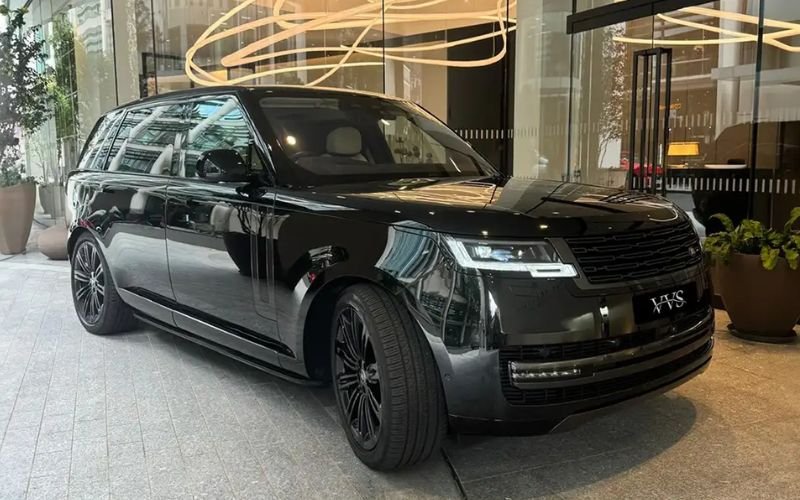 Chauffeur for Airport Transfer