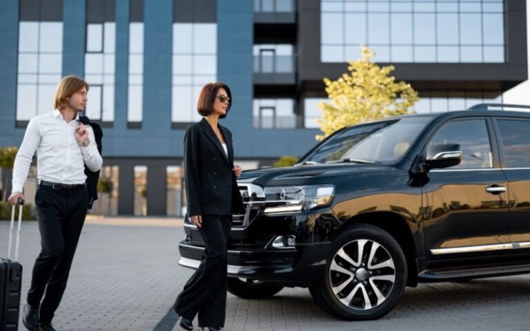 Luxury SUV Chauffeur Services for Meetings