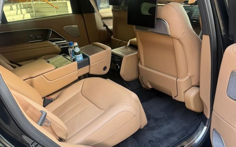 VIP Range Rover Chauffeur Service