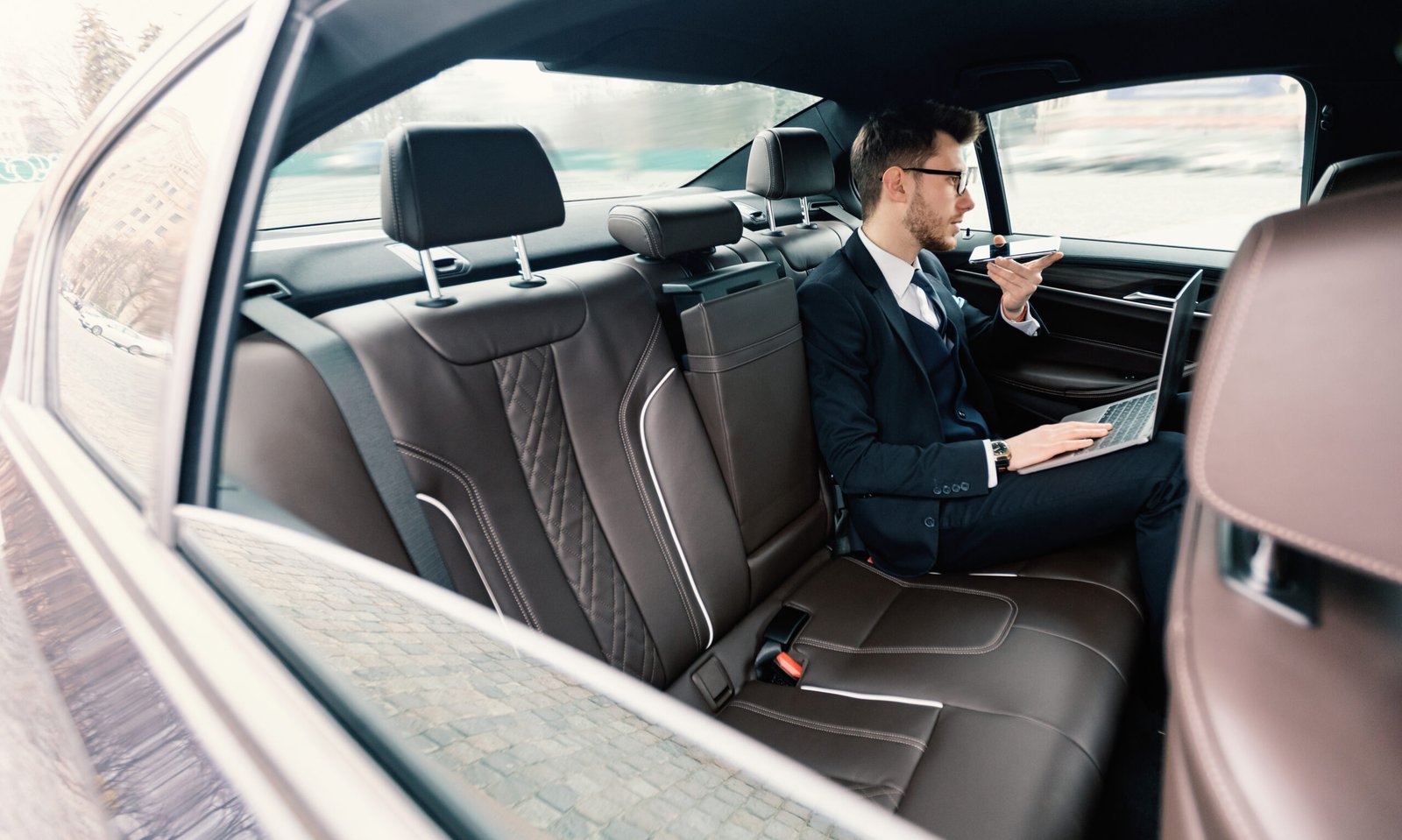 Luxury Chauffeur Hire in Richmond