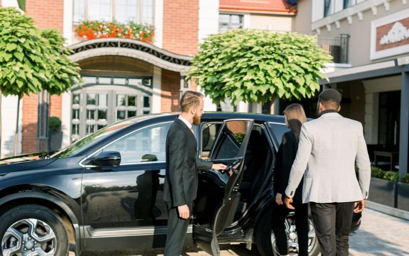 Chauffeur Service for VIP Clients