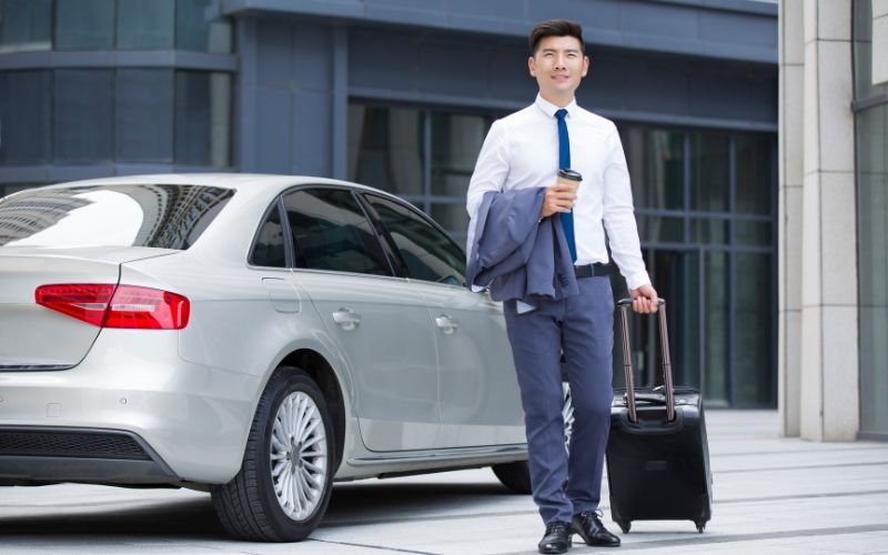 Luxury Chauffeur Service for Heathrow Transfers