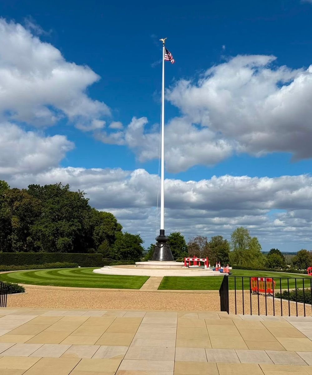 Cambridge American Cemetery Luxury Chauffeur Service